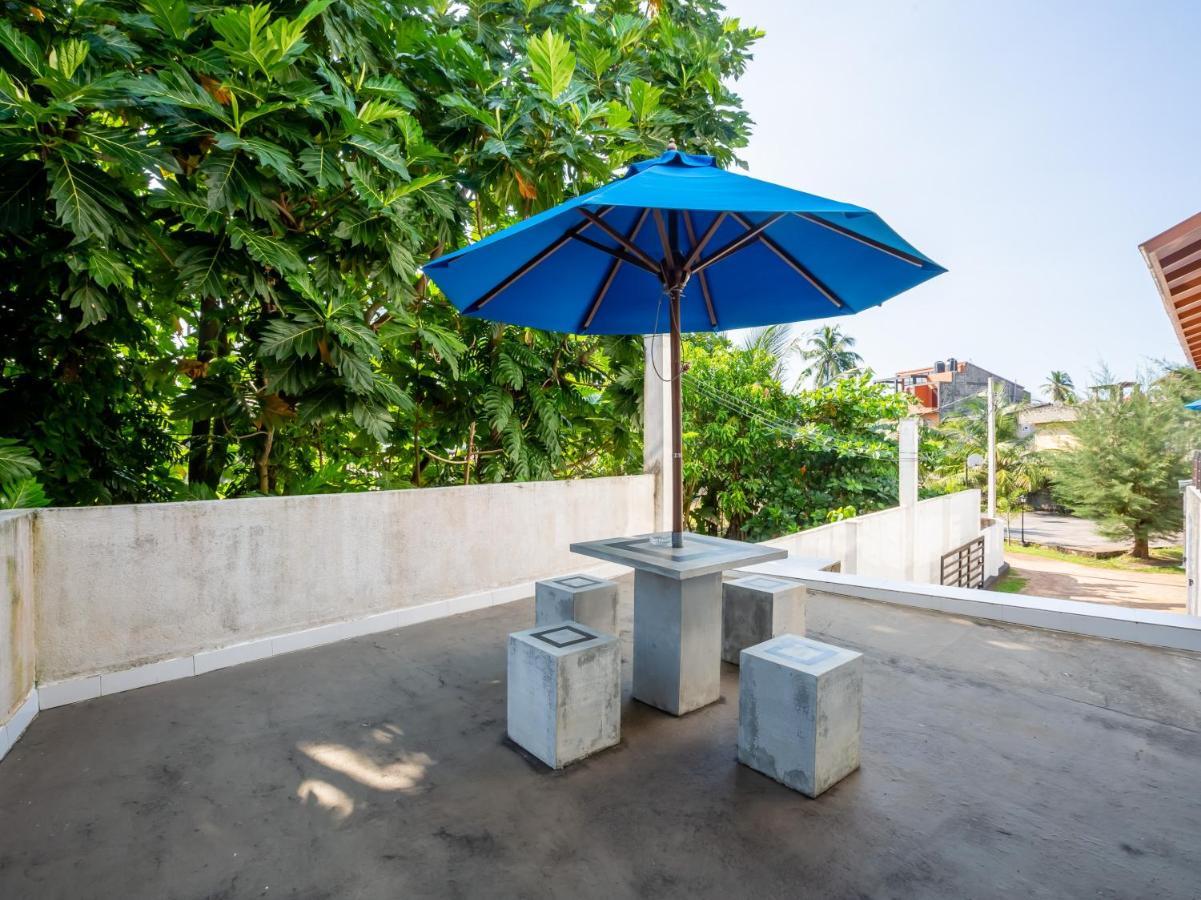 Royal Mount Hotel Dehiwala-Mount Lavinia Екстериор снимка