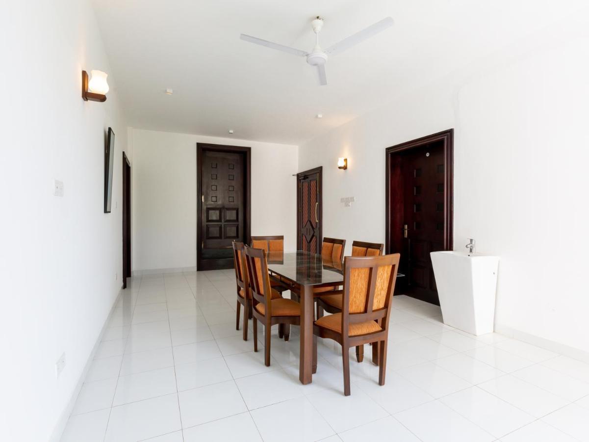 Royal Mount Hotel Dehiwala-Mount Lavinia Екстериор снимка